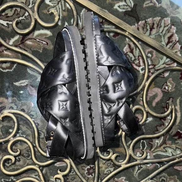 Louis Vuitton Black Sandals - Picture 6 of 7